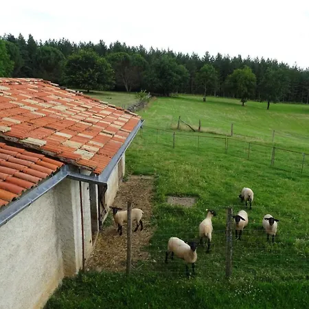 Holiday home Les Hirondelles De Montsec